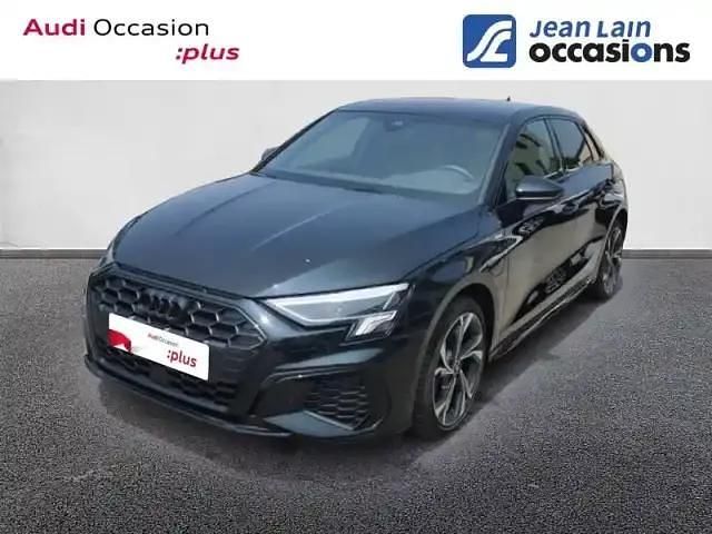Noir mythic metallise Utilisé 2024 Audi A3 Sportback Competition Citadine | 42 390 € - Image 1/4