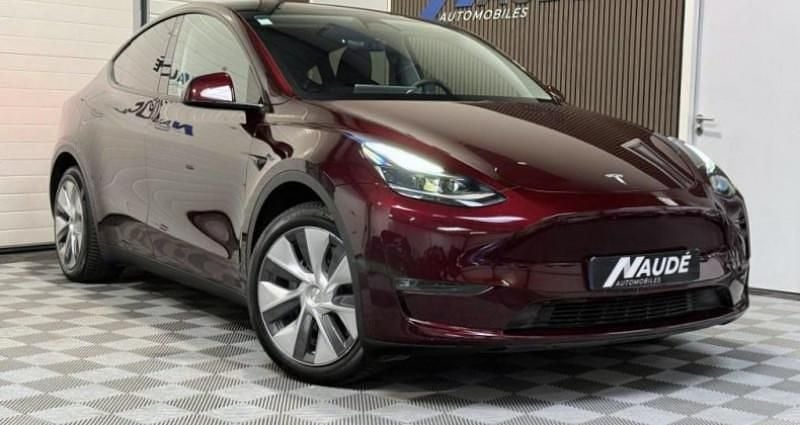 Rouge Occasion 2023 Tesla Model Y Long Range AWD SUV | 35 490 € (Bon prix) - Image 1/4