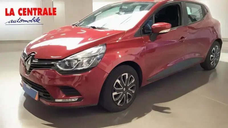 Rouge Utilisé 2017 Renault Clio IV Life Berline | 9 990 € (Prix juste) - Image 1/2