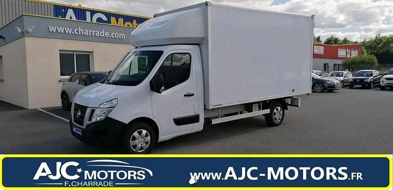 Blanc Utilisé 2022 Nissan Interstar Acenta Van | 29 990 € (Prix assez cher) - Image 1/4