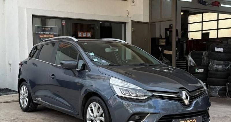 Bleu Occasion 2017 Renault Clio GrandTour Intens Break | 8 990 € (Prix juste) - Image 1/4