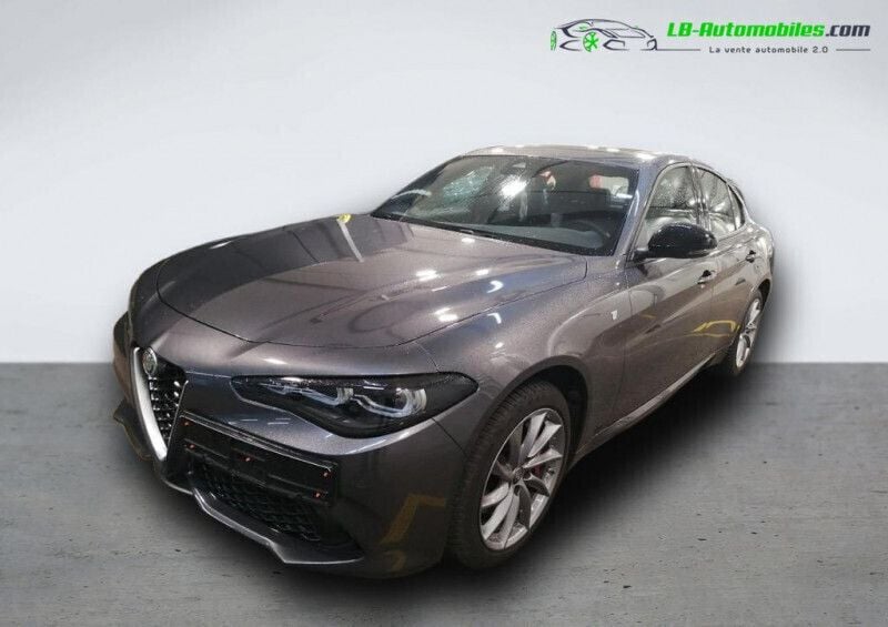 Utilisé 2024 Alfa Romeo Giulia Berline | 39 400 € (Super prix) - Image 1/2