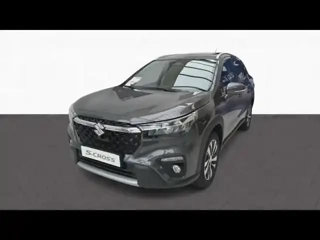 Titan dark gray métallisée Nouvelle 2025 Suzuki SX4 S-Cross Style SUV | 26 980 € (Prix juste) - Image 1/4