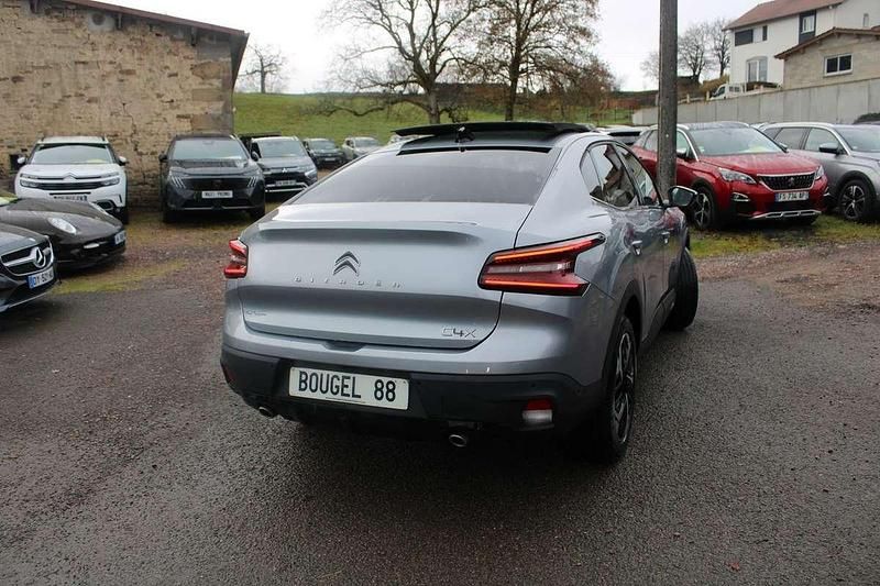 Occasion Citroën C4 X Shine 132 ch (97 kW) 2023 Gris SUV