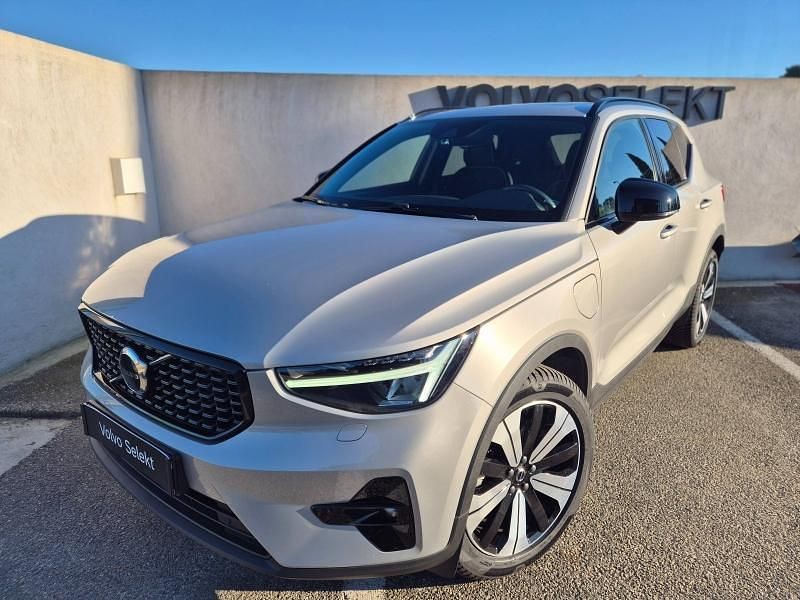 Argent aurore métallisé Occasion 2022 Volvo XC40 Ultimate SUV | 37 990 € (Prix juste) - Image 1/4