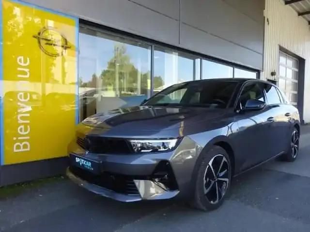 Gris Occasion 2024 Opel Astra Berline | 26 990 € (Prix assez cher) - Image 1/4