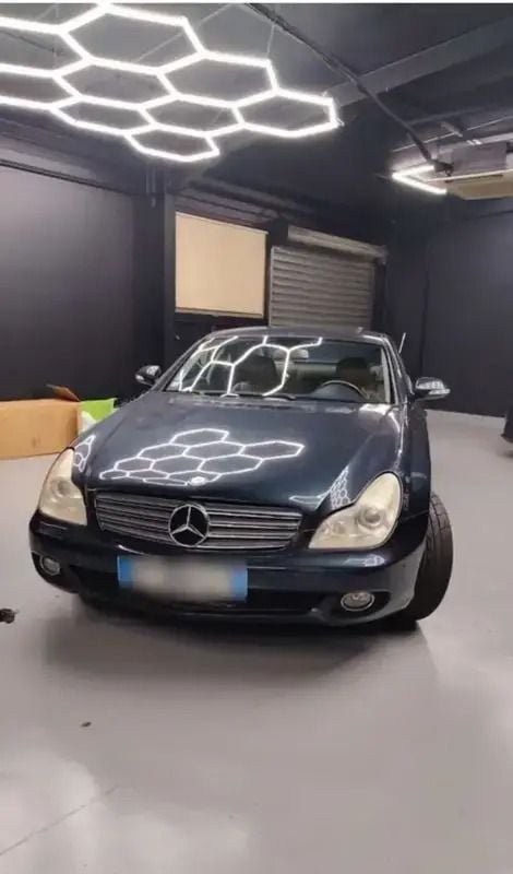 Utilisé 2007 Mercedes CLS320 Berline | 4 700 € - Image 1/4