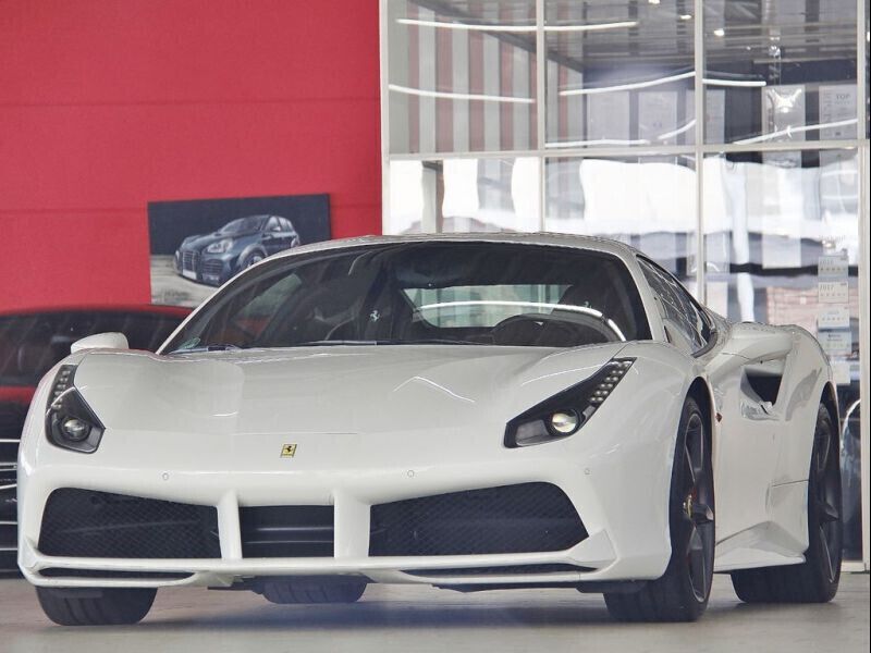 Blanc Utilisé 2015 Ferrari 488 Cabriolet | 223 800 € - Image 1/4