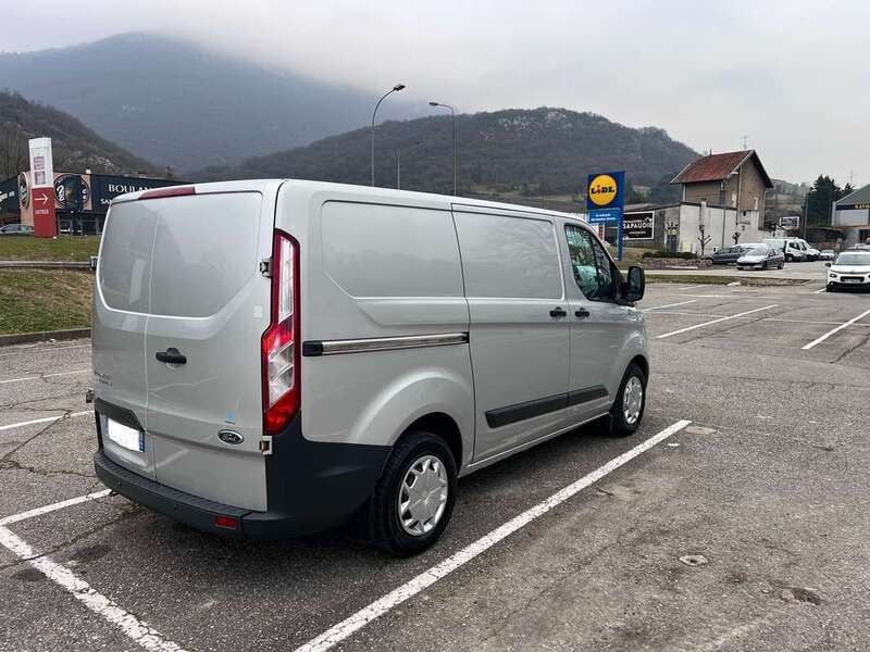 Image 4/4