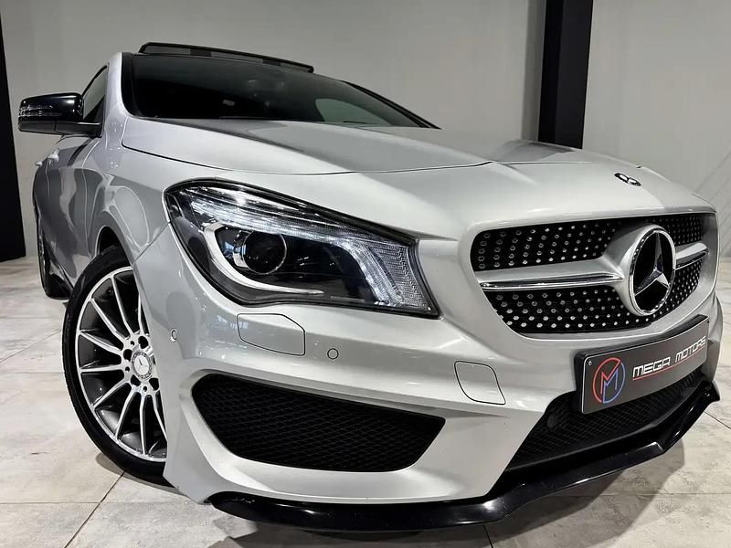 Gris Utilisé 2016 Mercedes CLA220 Berline | 18 900 € (Bon prix) - Image 1/4