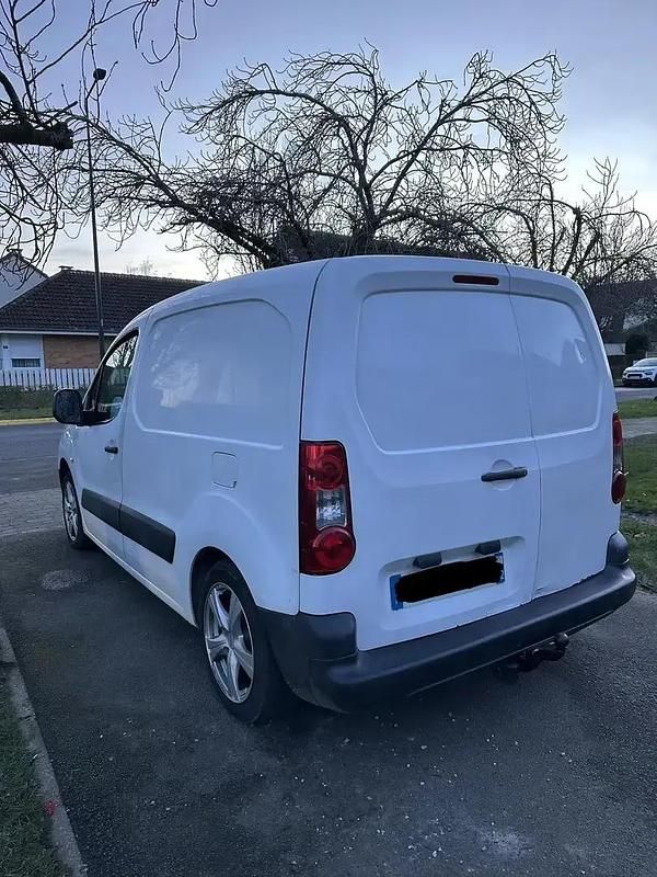 Occasion Peugeot Partner 90 ch (66 kW) 2011 Blanc Monospace