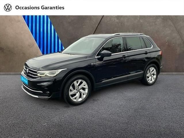 Utilisé 2021 VW Tiguan Elegance SUV | 29 490 € (Prix assez cher) - Image 1/4