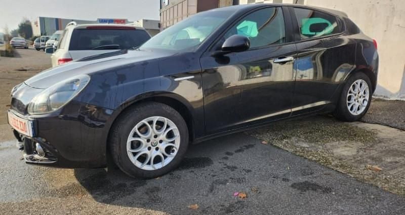 Occasion Alfa Romeo Giulietta Distinctive 121 ch (88 kW) 2018 Noir Berline