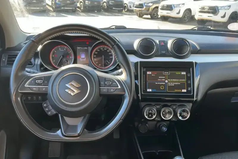 Image 2/4