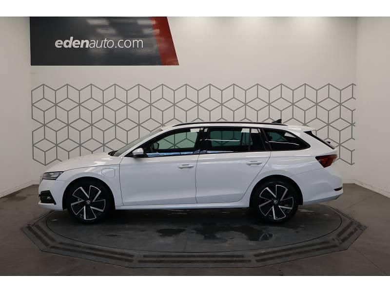 Occasion Skoda Octavia Business Line 204 ch (150 kW) 2021 Candy white Break