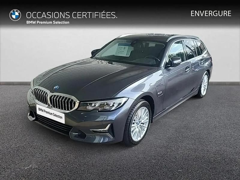 Gris Utilisé 2022 BMW 320 Luxury Line Break | 36 490 € (Prix juste) - Image 1/4