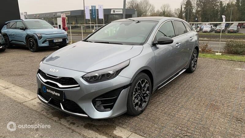 Gris perle métallisé Nouvelle 2025 Kia ProCeed GT-Line Citadine | 34 999 € (Prix juste) - Image 1/4