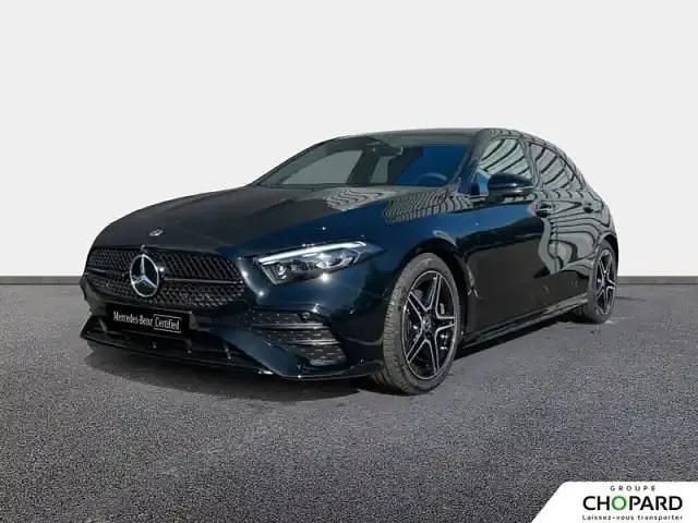 Noir Utilisé 2025 Mercedes A200 Berline | 46 990 € - Image 1/4