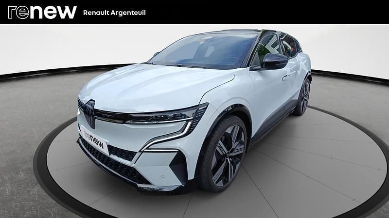 Blanc Utilisé 2023 Renault Mégane Iconic Berline | 28 980 € (Prix juste) - Image 1/4