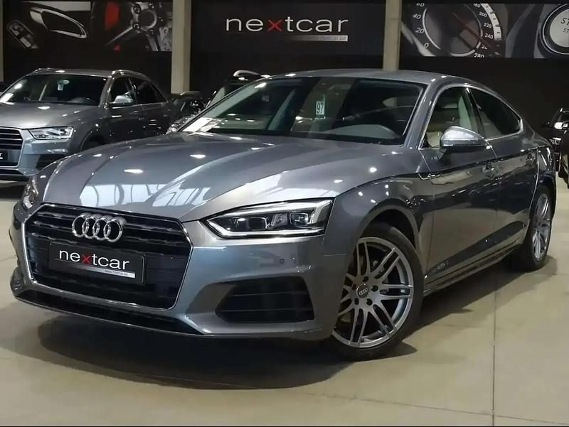 Gris Utilisé 2019 Audi A5 Sportback Sport Berline | 24 990 € (Bon prix) - Image 1/4