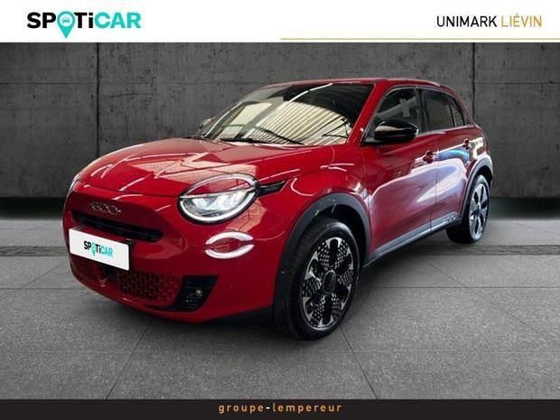 Utilisé 2024 Fiat 600 La Prima | 23 999 € (Prix juste) - Image 1/4