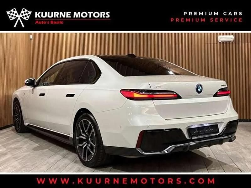Occasion BMW i7 Sport Line 334 kW (455 ch) 2024 Blanc Berline