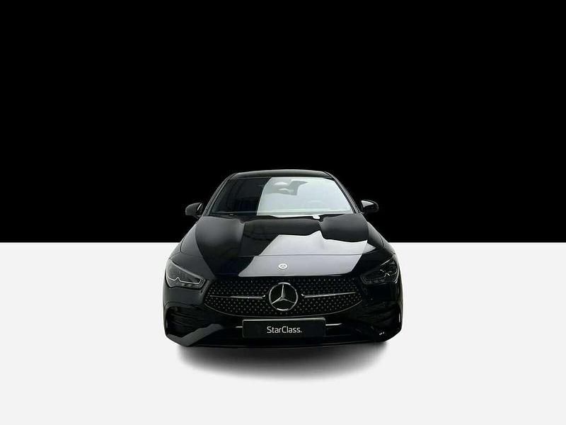 Occasion Mercedes CLA200 Shooting Brake AMG line 150 ch (110 kW) 2025 Noir Break