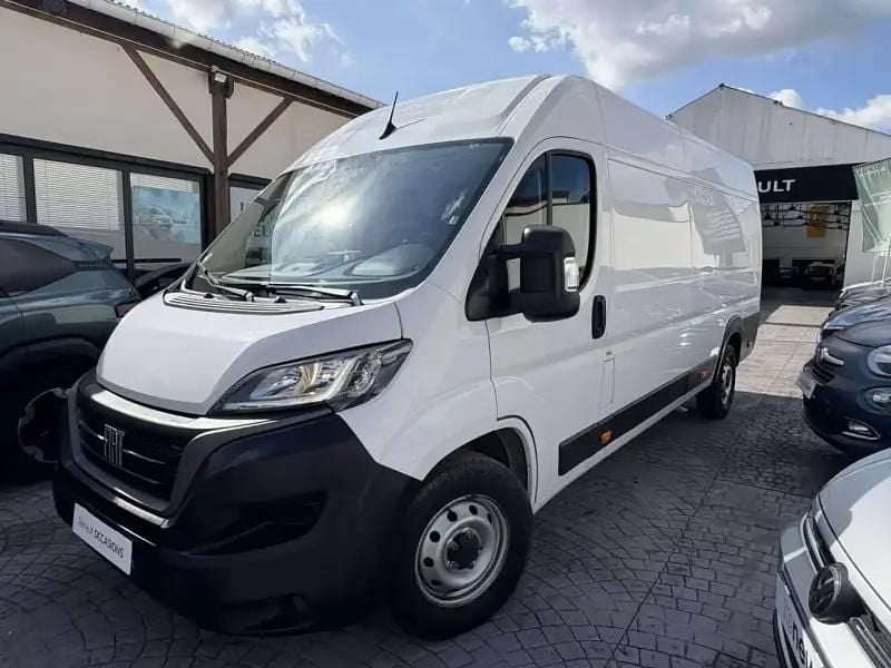 Utilisé 2022 Fiat Ducato Van | 28 500 € (Prix juste) - Image 1/4