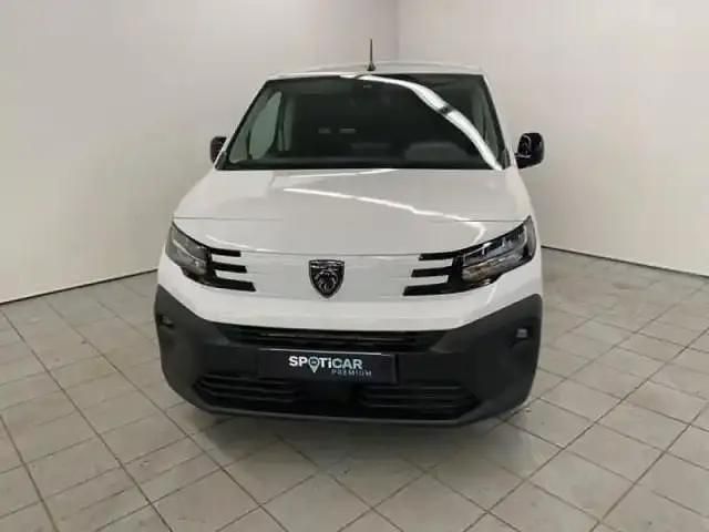 Occasion Peugeot Partner Premium 2025 Blanc icy Monospace