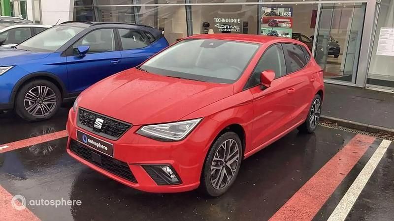 Rouge Occasion 2024 Seat Ibiza Copa Berline | 16 990 € (Prix juste) - Image 1/4