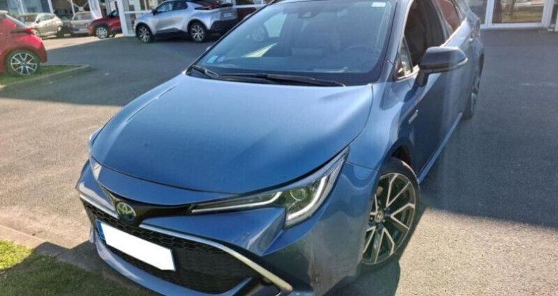 Utilisé 2022 Toyota Corolla Sport Citadine | 27 970 € (Prix juste) - Image 1/4