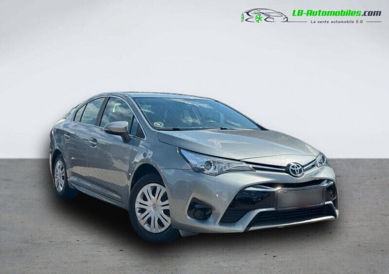 Utilisé 2015 Toyota Avensis Berline | 15 900 € - Image 1/4