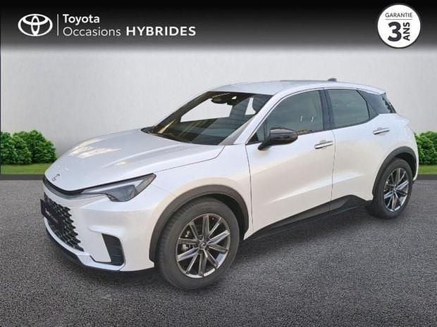 Blanc Utilisé 2024 Lexus LBX SUV | 30 900 € (Bon prix) - Image 1/4