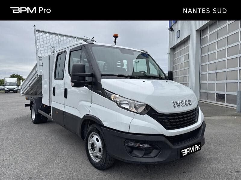Utilisé 2021 Iveco Daily Berline | 40 200 € - Image 1/4