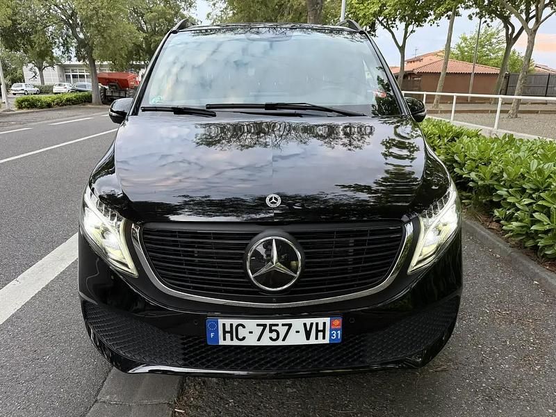 Noir Utilisé 2024 Mercedes EQV300 Avantgarde Monospace | 59 900 € - Image 1/4