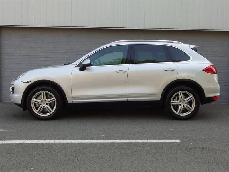 Argent Utilisé 2010 Porsche Cayenne S SUV | 34 950 € - Image 1/4