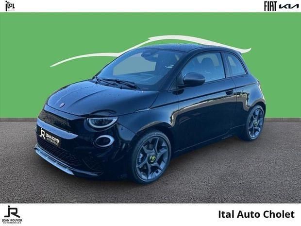 Noir Nouvelle 2025 Abarth 500e Citadine | 28 489 € (Bon prix) - Image 1/4