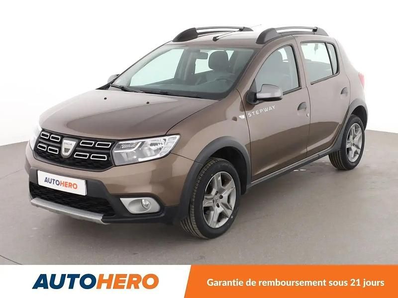 Brun Utilisé 2019 Dacia Sandero Comfort Citadine | 10 090 € (Prix juste) - Image 1/2