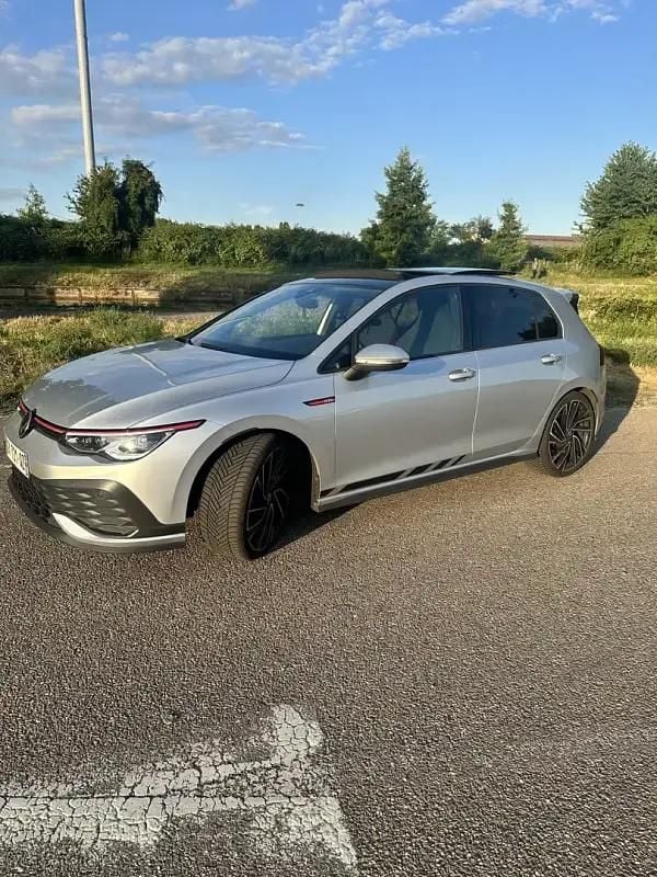 Utilisé 2021 VW Golf VIII GTI Berline | 33 000 € (Prix juste) - Image 1/4