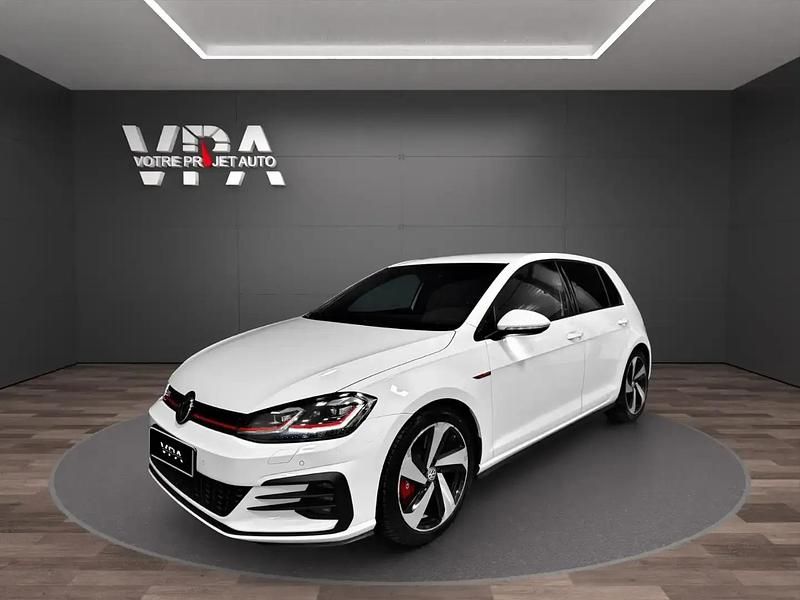 Blanc Occasion 2018 VW Golf VII Berline | 21 289 € (Prix juste) - Image 1/4