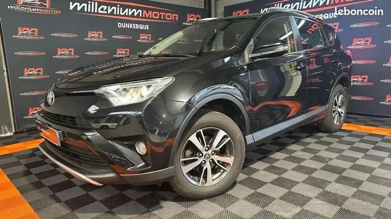 Noir Utilisé 2016 Toyota RAV4 SUV | 14 490 € - Image 1/4