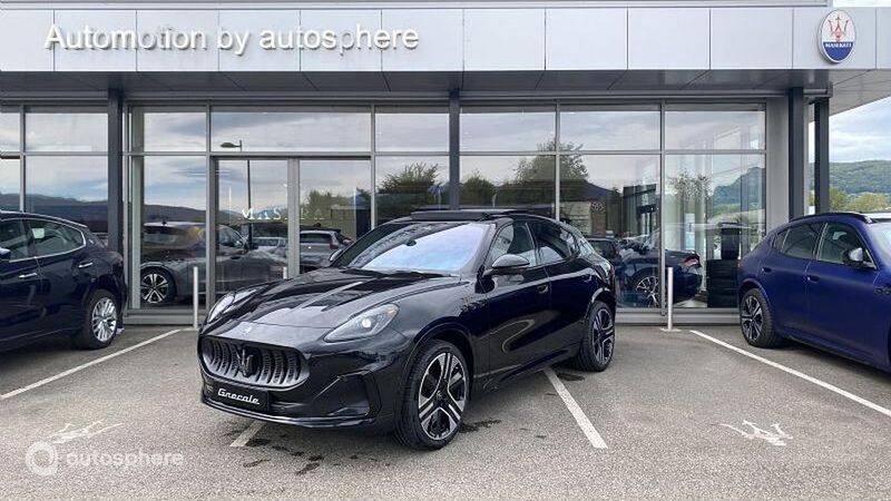 Peinture métallique nero tempesta Utilisé 2024 Maserati Grecale Folgore SUV | 116 990 € - Image 1/4