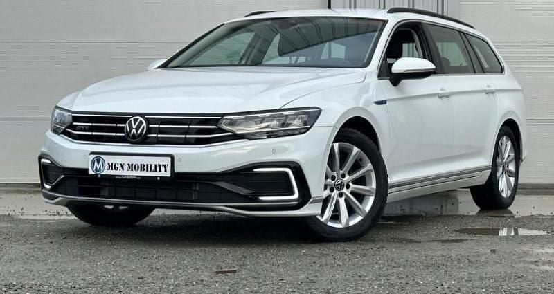 Blanc Occasion 2020 VW Passat GTE Break | 21 990 € (Bon prix) - Image 1/4