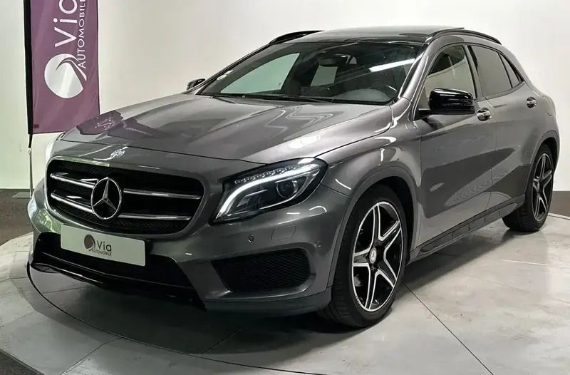 Gris Utilisé 2016 Mercedes GLA220 SUV | 21 490 € (Prix assez cher) - Image 1/4