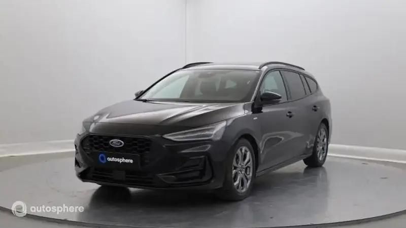 Rouge Utilisé 2023 Ford Focus ST-Line Break | 25 999 € (Prix juste) - Image 1/4
