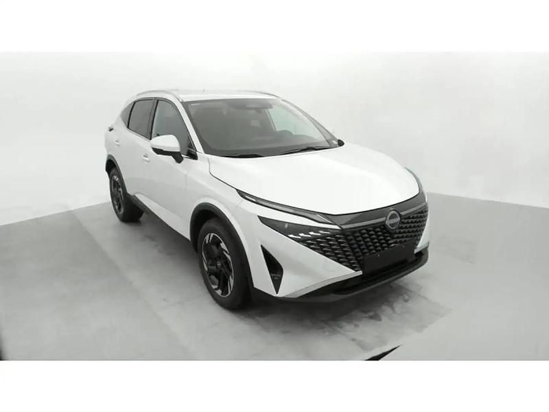 Gris Utilisé 2024 Nissan Qashqai Tekna SUV | 35 490 € (Prix cher) - Image 1/4