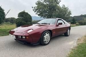 Rouge Utilisé 1988 Porsche 928 Coupé | 27 500 € - Image 1/4