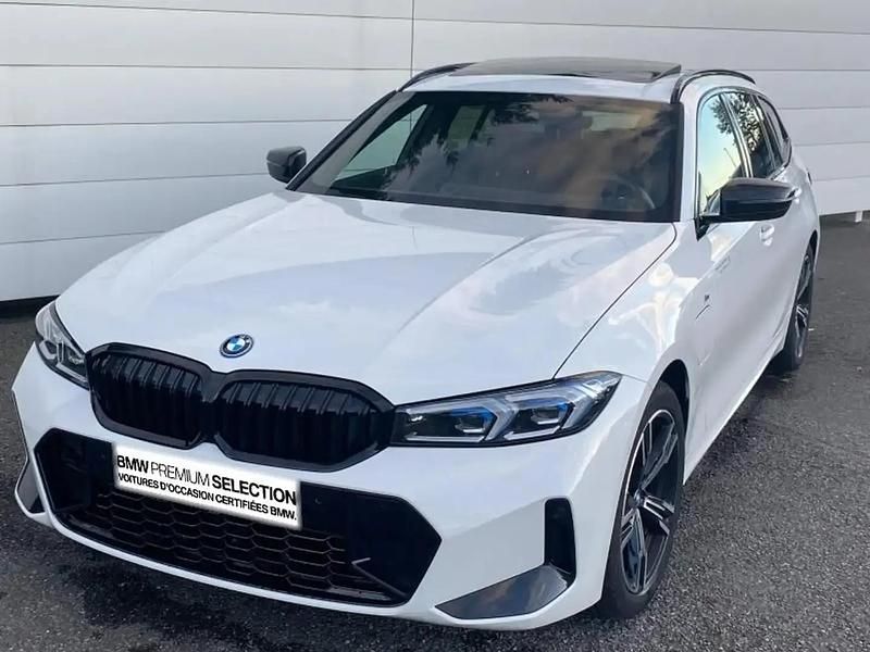 Blanc Utilisé 2024 BMW 320 M Sport Break | 44 990 € (Prix cher) - Image 1/4
