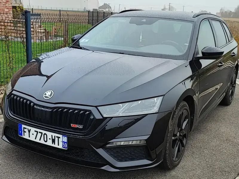 Noir Utilisé 2021 Skoda Octavia RS Break | 23 800 € - Image 1/4