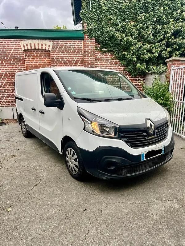 Utilisé 2016 Renault Trafic Van | 8 500 € (Bon prix) - Image 1/4